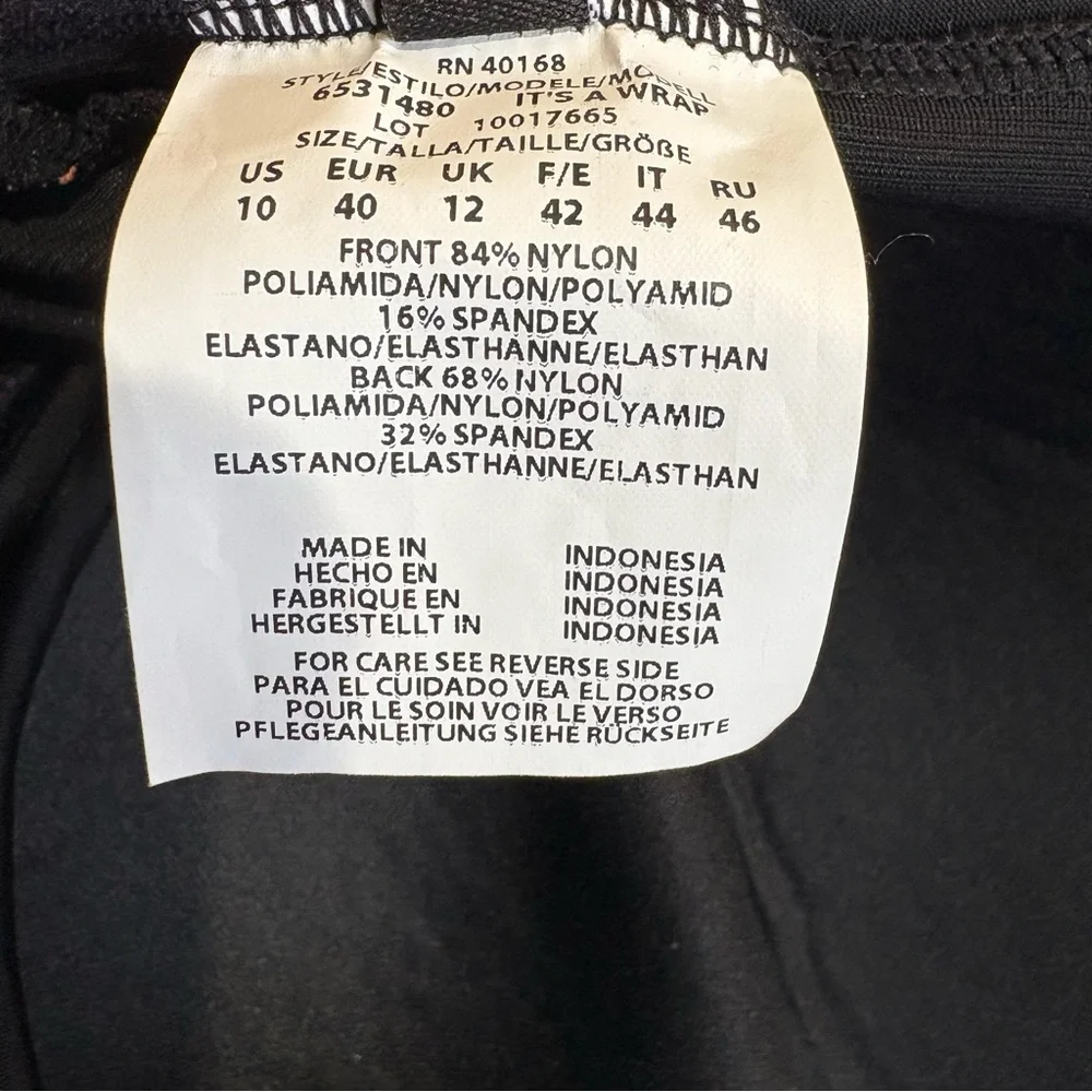 Miraclesuit Poppy Seraphina It's a Wrap Underwire One Piece Swimsuit Size 10